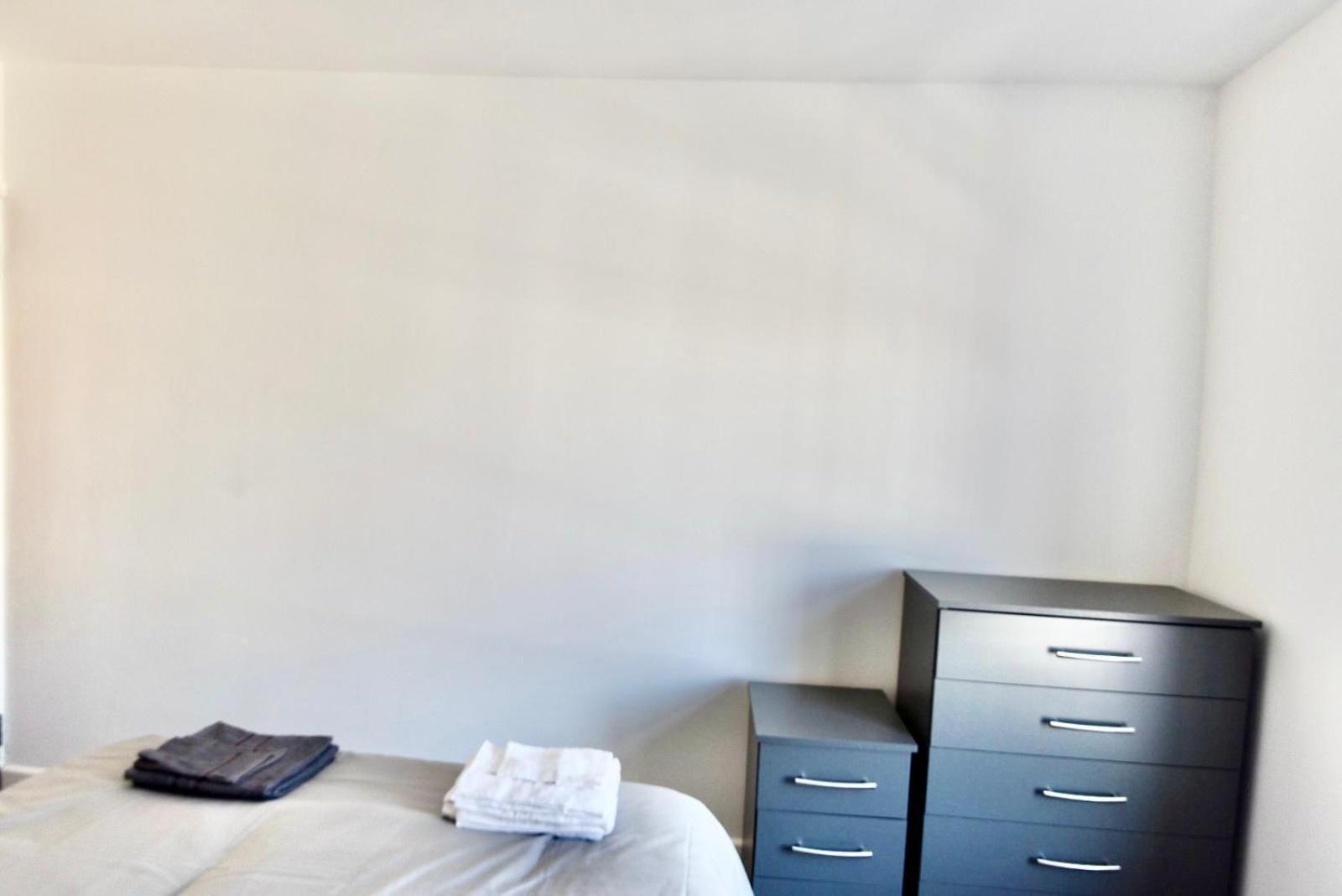 Villa Come On In Lucas Street Newport Train Station Sleep Upto 8 Chambre photo